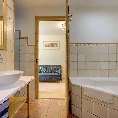 Serenite Apartment *